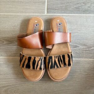 BOBS from Skechers Sandals - Size 8